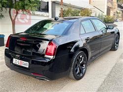 كرايسلر 300